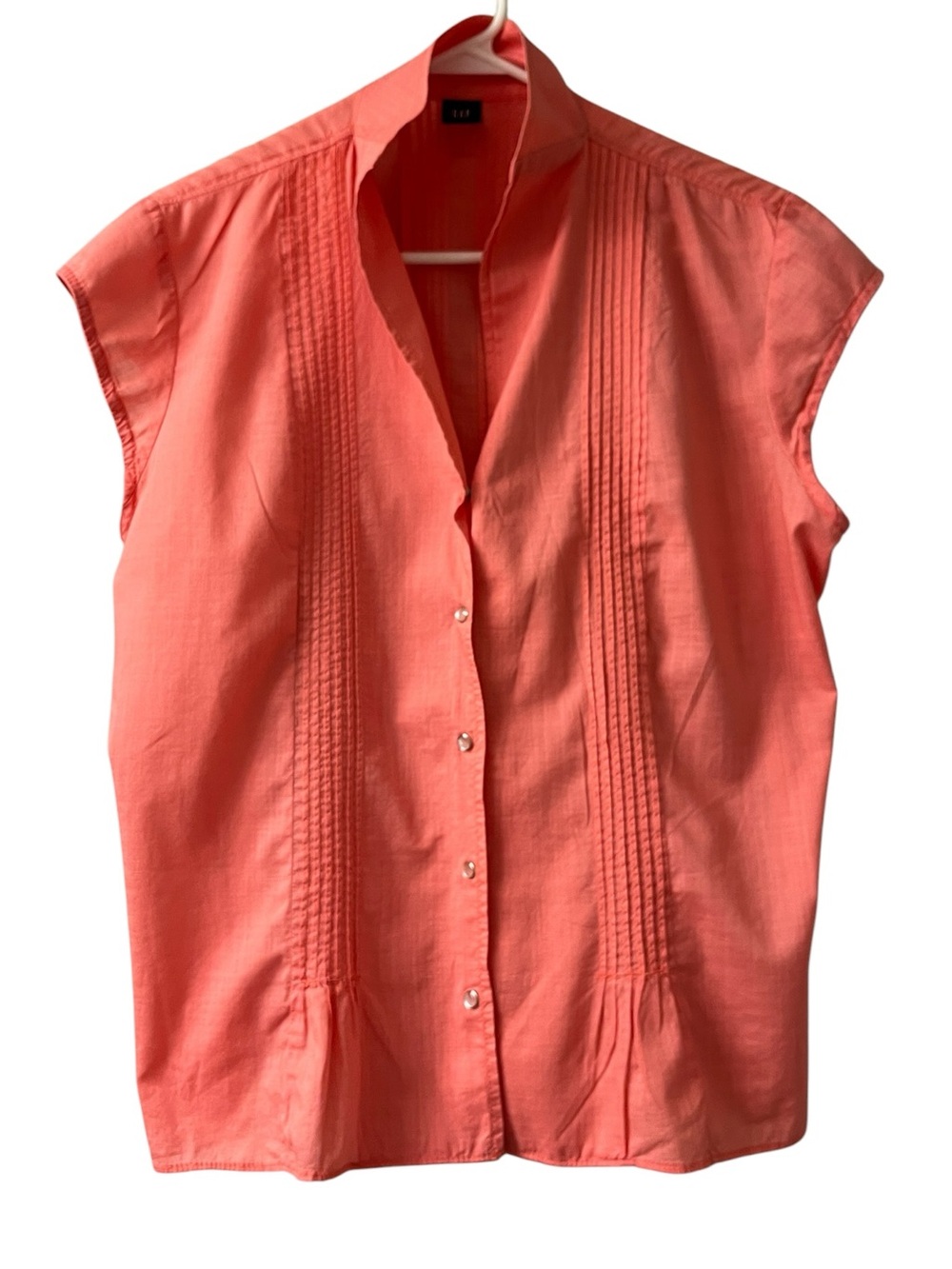 GAP Vintage Y2K 2004 Soft Peach / Coral Pintuck Pleats Top Pearl Snaps Size XL